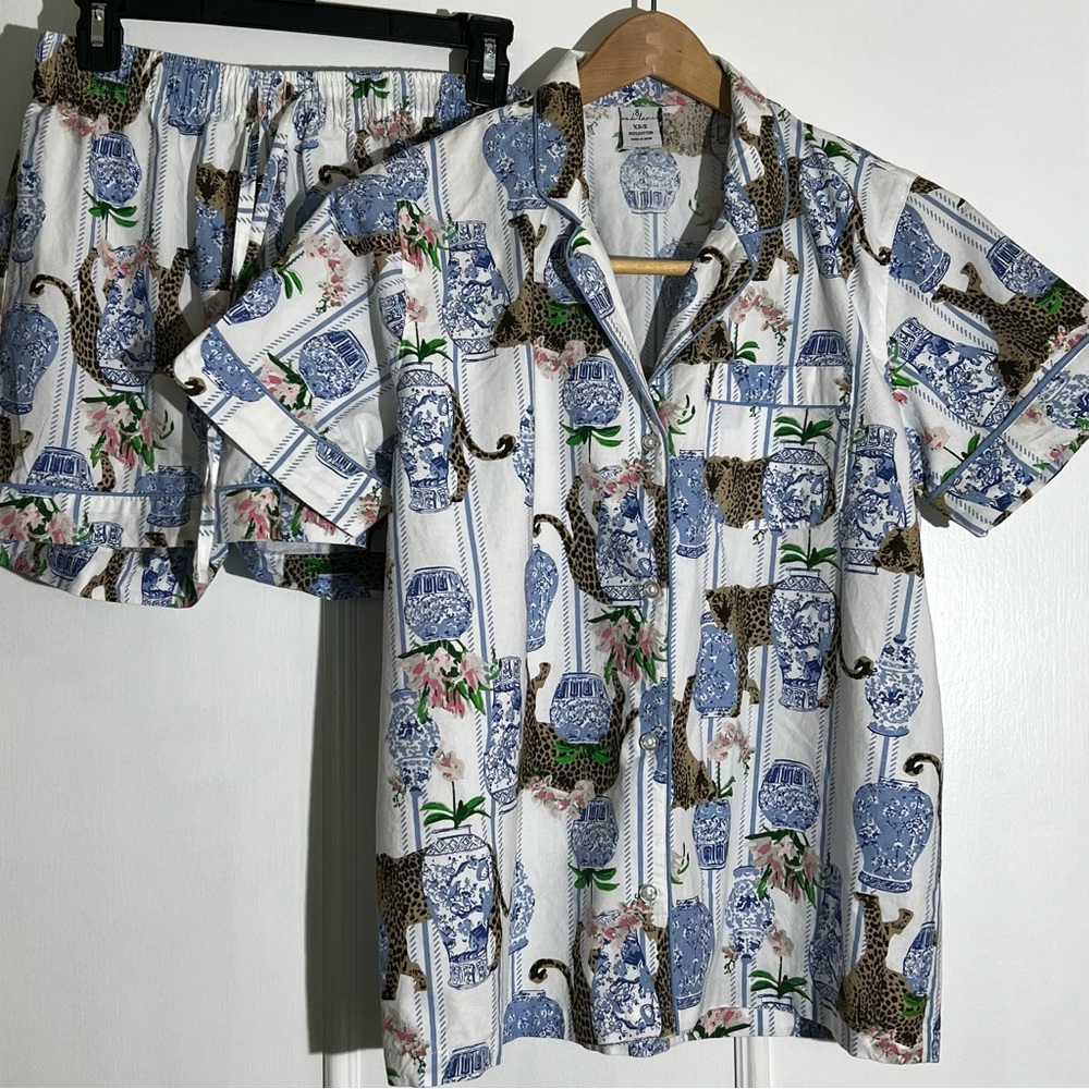 Women's Leopard Patterned Pajama Set